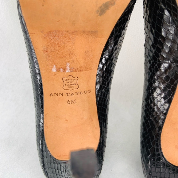 Ann Taylor 6 M‎ Classic Heels Black Leather Snake Embossed Stiletto Preppy City - Picture 11 of 12